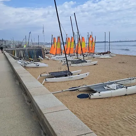Cosy Proche Plage, A Pied بورنيشّيه